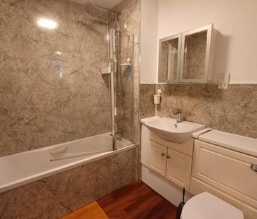 2 bed flat for rent in Roseburn - Photo 5