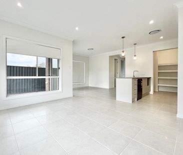 Modern Family Home in a Convenient Leppington Location - Photo 2