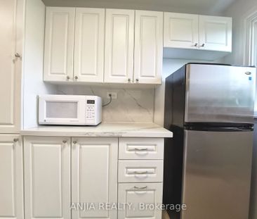 For Lease - 256 Homewood Avenue Unit# unit 3 bedroom 3, Toronto, On... - Photo 5