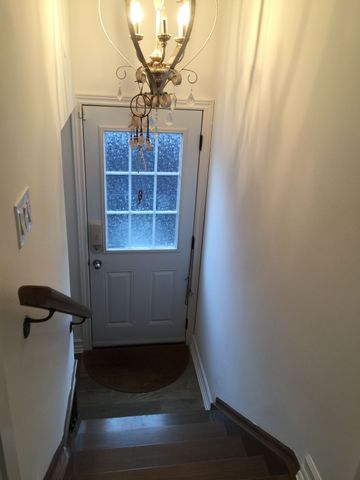 For Lease - 391 Alper Street, Richmond Hill, Ontario - Photo 2