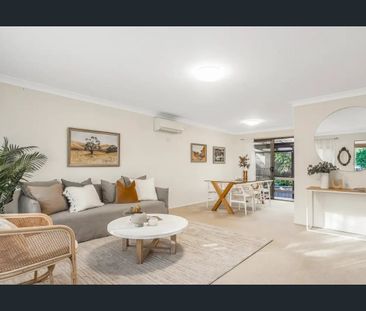 VILLA CONVENIENCE - Photo 1