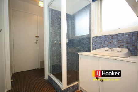 FOUR BEDROOM HOUSE - Photo 4