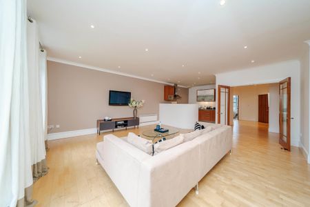 £1,795 - To Let - Photo 2