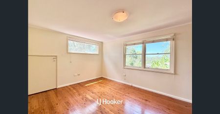 Spacious Home with Modern Internal Fittings - Photo 3