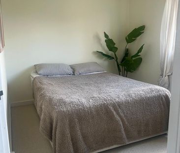 3 bedroom detached house to rent - Photo 6