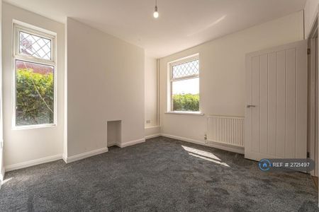 3 bedroom semi-detached house to rent - Photo 5