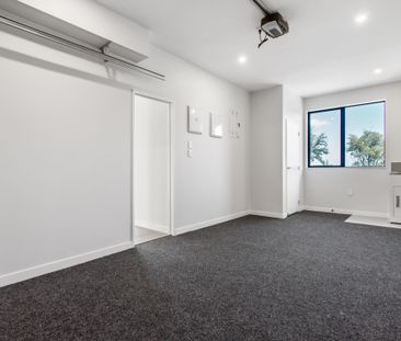 Modern Luxury in the Heart of Ellerslie - Photo 4