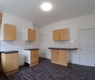 2 bedroom terraced house to rent - Photo 6