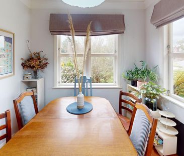 Linton - 3 Bedrooms - Photo 3