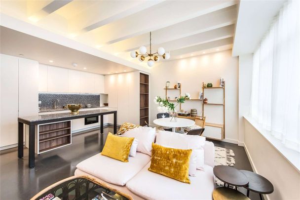 A fantastic 1 bedroom apartment in the iconic Television Centre development - Photo 1