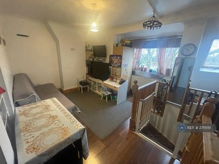 1 bedroom flat to rent - Photo 3