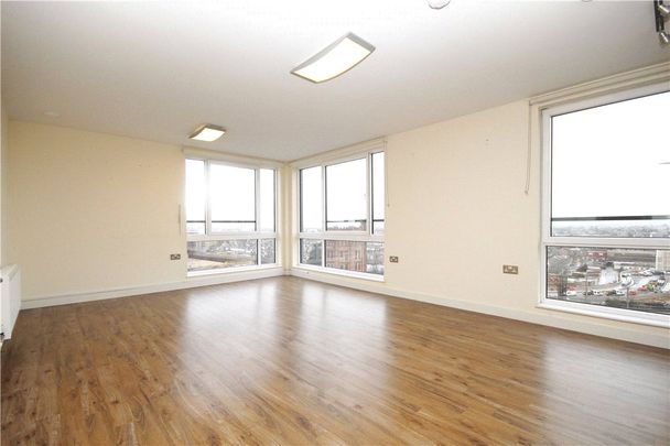 The Green, Southall, UB2 4FF - Photo 1