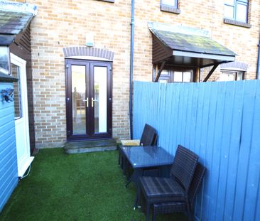 Labrador Drive, Poole, BH15 1UX - Photo 3