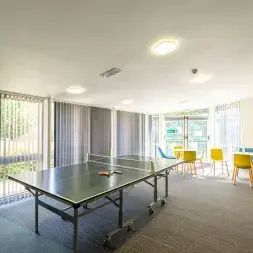 1 bedroom private hall to rent - Photo 1