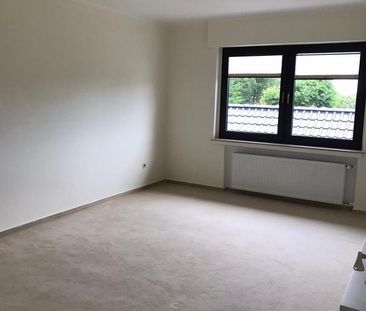 Ruhige 3-Zimmer-Wohnung mit großzügigem Balkon & Garage - Foto 1