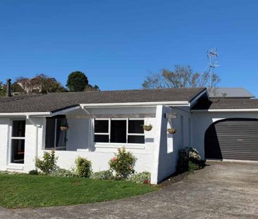 Three Bedroom in Frankleigh Park - Photo 1