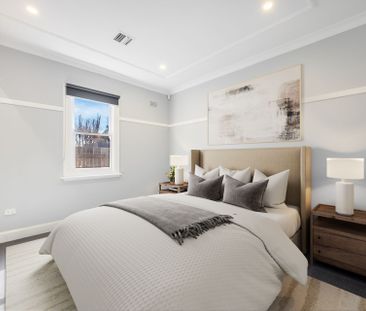 12 Lowe Street, Queanbeyan - Photo 2