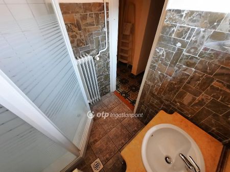 Sportcsarnok, Somogy, 7400, Kaposvár - Photo 5