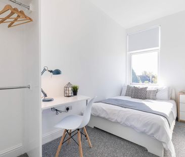 Room in a Shared House, Burley Road, LS4 - Photo 4