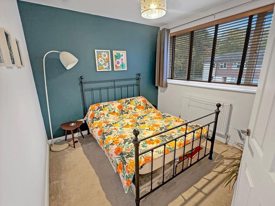 3 bedroom semi-detached house to rent - Photo 1