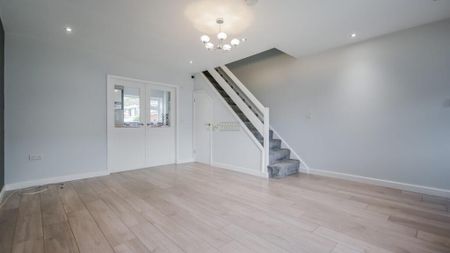 2 bedroom terraced house to rent - Photo 2