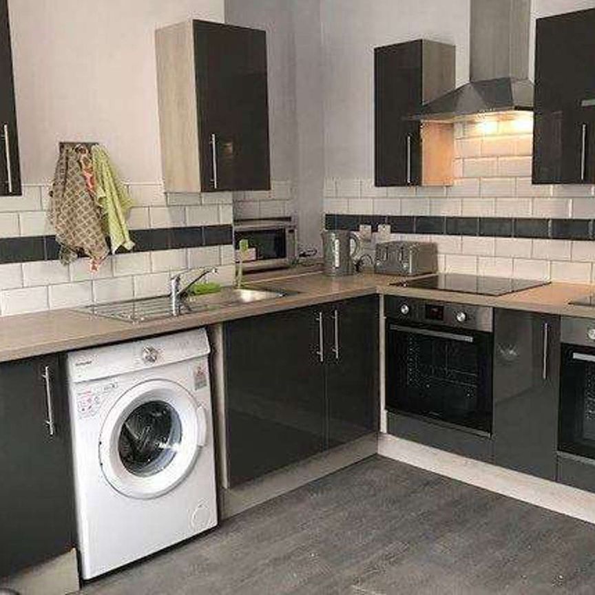 Quiet and a great location! Room 1 - Photo 1