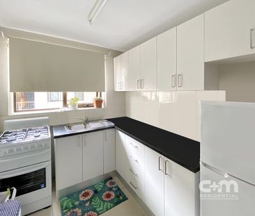 Perfectly suited for a couple - Photo 2