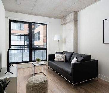 650 Wellington Street, Montréal, QC - Photo 1