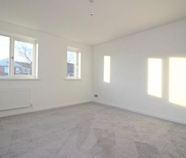 4 bedroom detached house to rent - Photo 6