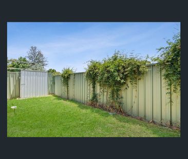 Spacious private granny flat with water included - Photo 6