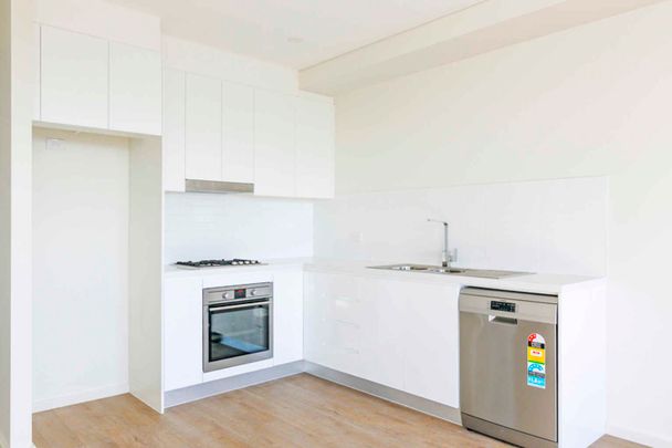 1-2-bedroom apartment, Canterbury - Photo 1