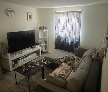 2-Zi.-Wohnung mit Einbauküche in Schwalbach – ab 01.01.2026 frei - Foto 1