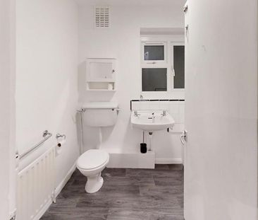 2 bedroom maisonette to rent - Photo 1