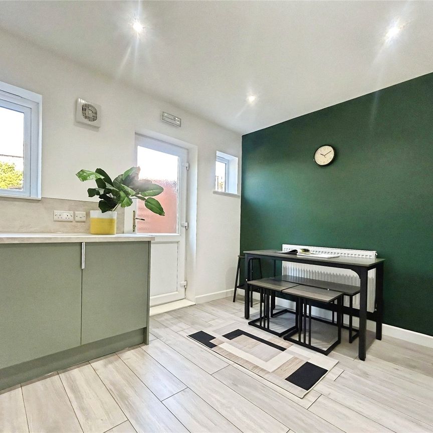 Chester Close, Guildford, Surrey, GU2 9TE - Photo 1