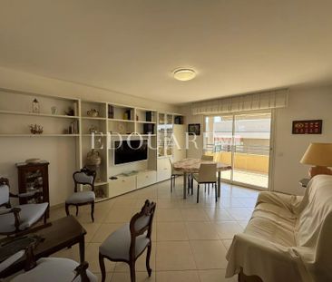 Trois pièces meublé avec terrasse et garage, proche de tous les com... - Photo 3