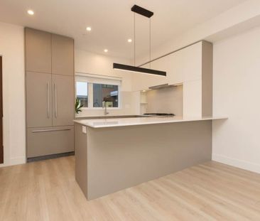 303-342 Mountain Hwy, North Vancouver - Photo 4