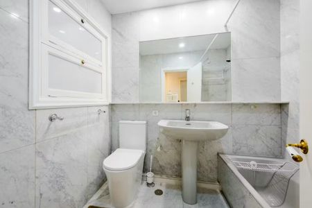 Calle de Mauricio Legendre, Madrid, Community of Madrid 28046 - Photo 5