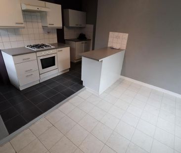 3 bedroom end of terrace house to rent - Photo 5