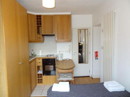 Flat 17 Cartwright Gardens, Bloomsbury WC1H 9EH - Photo 5