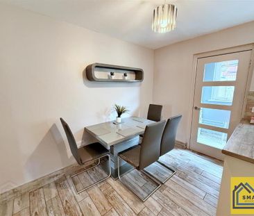 13 Glenwherry Place, Belfast, BT6 8DJ - Photo 3