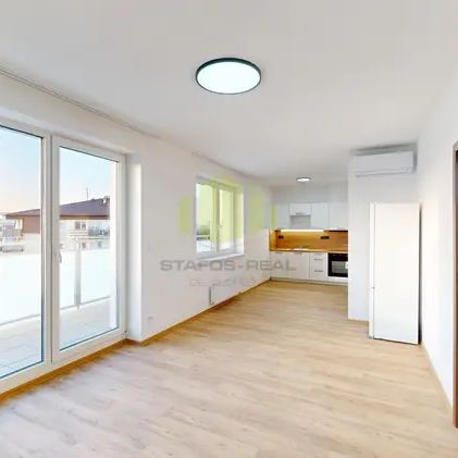 Pronájem moderního bytu 2+kk s lodžií, novostavba, Olomouc – Topolová (Slavonín) - Photo 1