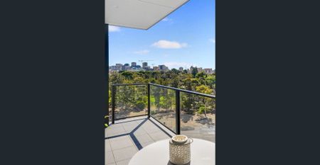 Modern City-Fringe 1 Bed Apartment with City Views - Photo 3