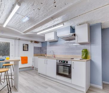Room in a Shared House, St. James's Street, NG1 - Photo 3
