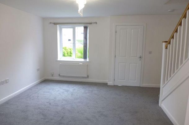 3 bedroom terraced house to rent - Photo 1