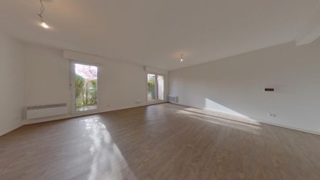 Location Appartement 3 pièces 83m² WOLFISHEIM 67202 - Photo 2