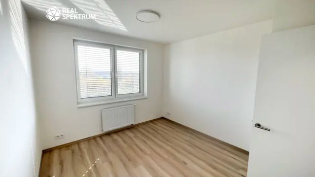Novostavba bytu na pronájem s balkonem 3+kk, 77 m - Fotografie 1