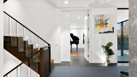 5 bedroom detached house to rent - Photo 5