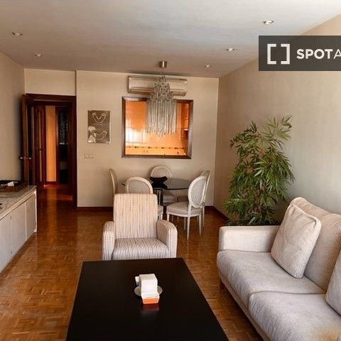 madrid, Community of Madrid 28010 - Photo 1