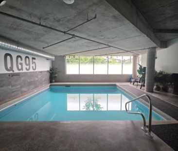 Superbe 3 1/2 avec piscine intérieure - Photo 4