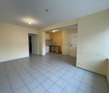 Location Appartement 2 pièces 39m² ETOILE SUR RHONE 26800 - Photo 1